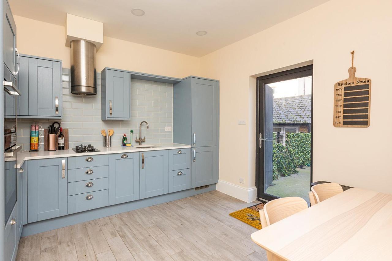 Stunning Seaside Apartment Over 3 Floors Near Margate Westgate-on-Sea Buitenkant foto
