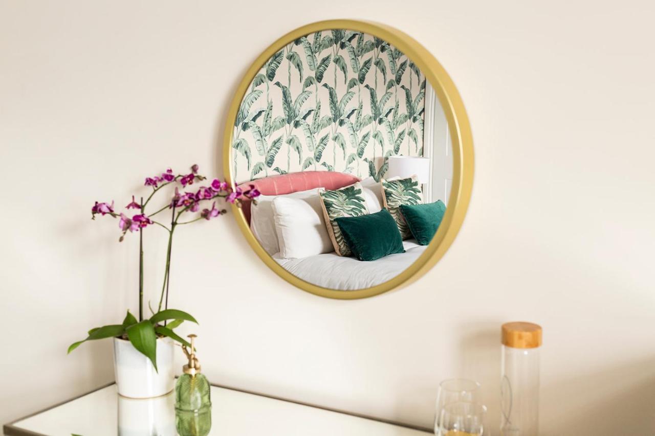 Stunning Seaside Apartment Over 3 Floors Near Margate Westgate-on-Sea Buitenkant foto
